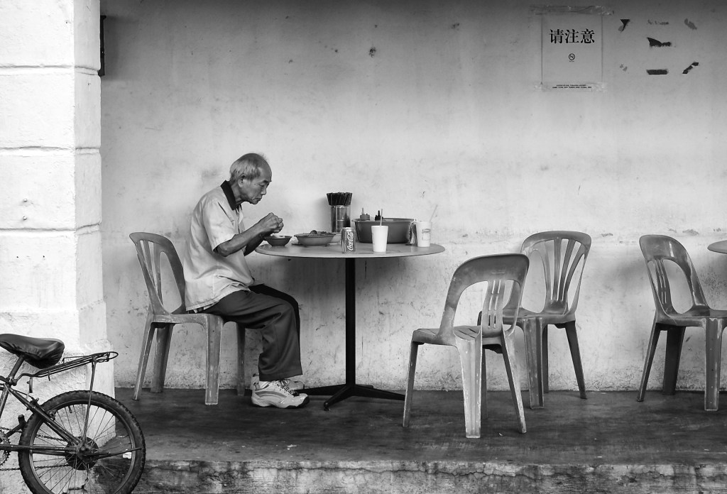 A dinner in solitude, by a roadside foocourt, Jalan Besar, Singapore